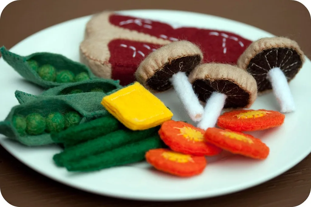Play food made from felt