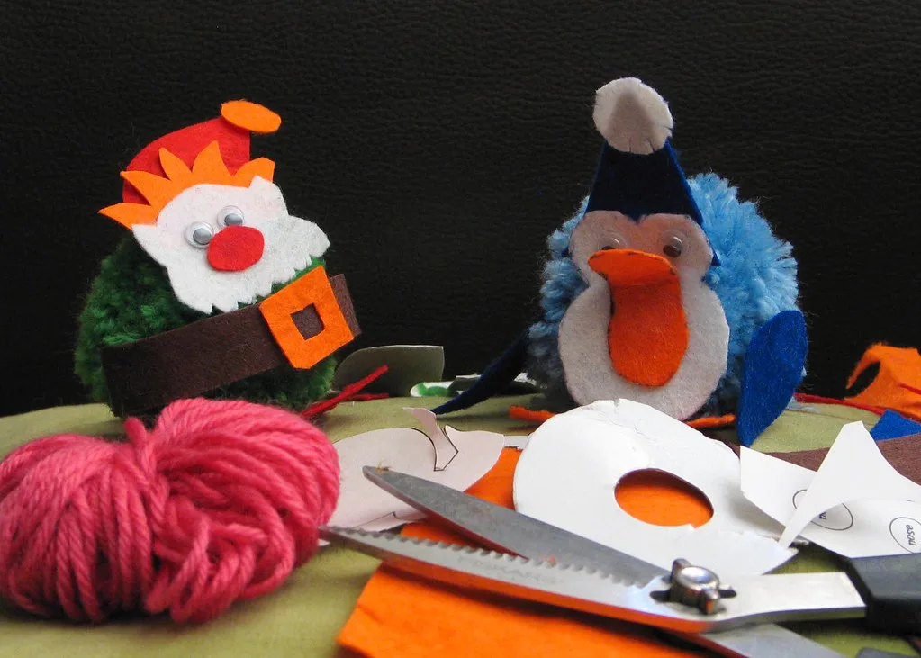 A small penguin made from wool